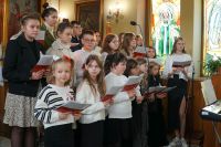 Narodowe Święto Niepodległości w Przyłęku 05Zdjęcie przedstawia osoby zgromadzone podczas Narodowego Święta Niepodległości...