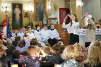 Narodowe Święto Niepodległości w Przyłęku 43Zdjęcie przedstawia osoby zgromadzone podczas Narodowego Święta Niepodległości...