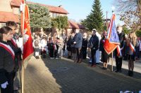 Narodowe Święto Niepodległości w Przyłęku 64Zdjęcie przedstawia osoby zgromadzone podczas Narodowego Święta Niepodległości...