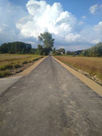 Droga gminna w miejscowości Mszadla Nowa po przebudowie